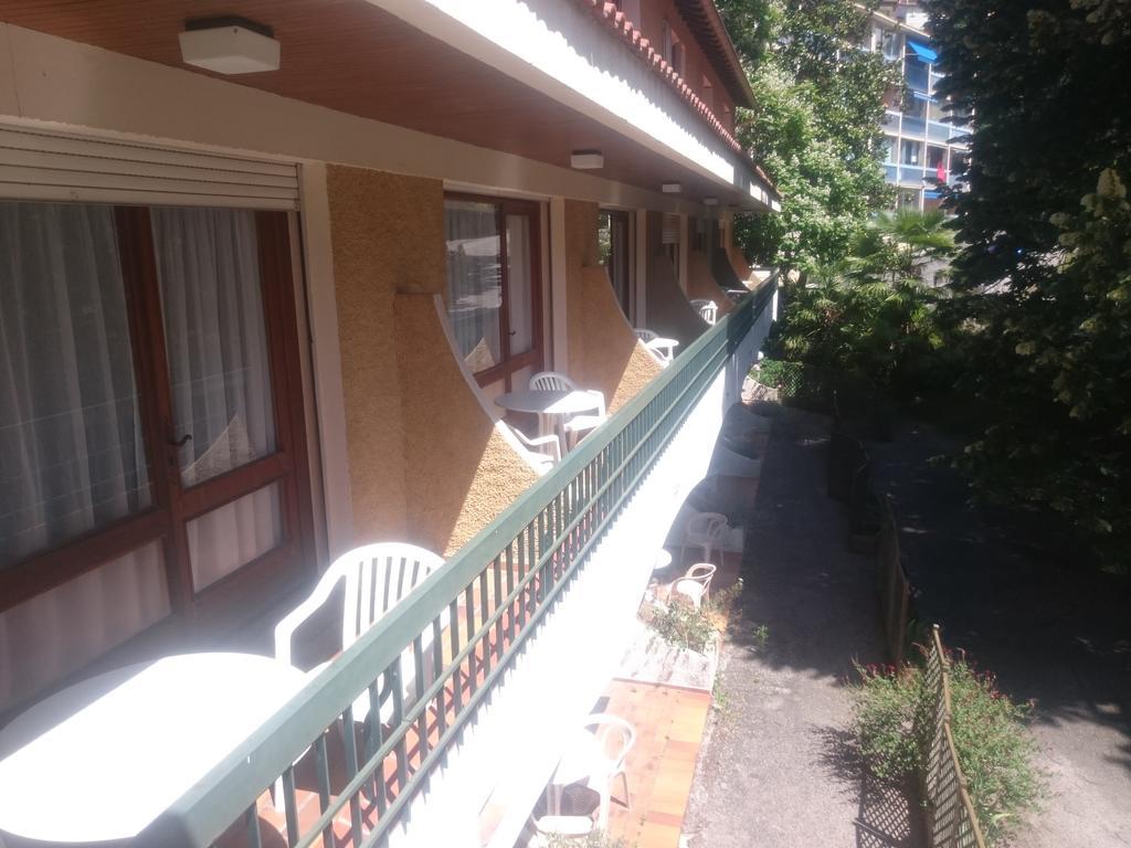 Hotel Le Mas Fleuri Vernet-les-Bains Eksteriør billede